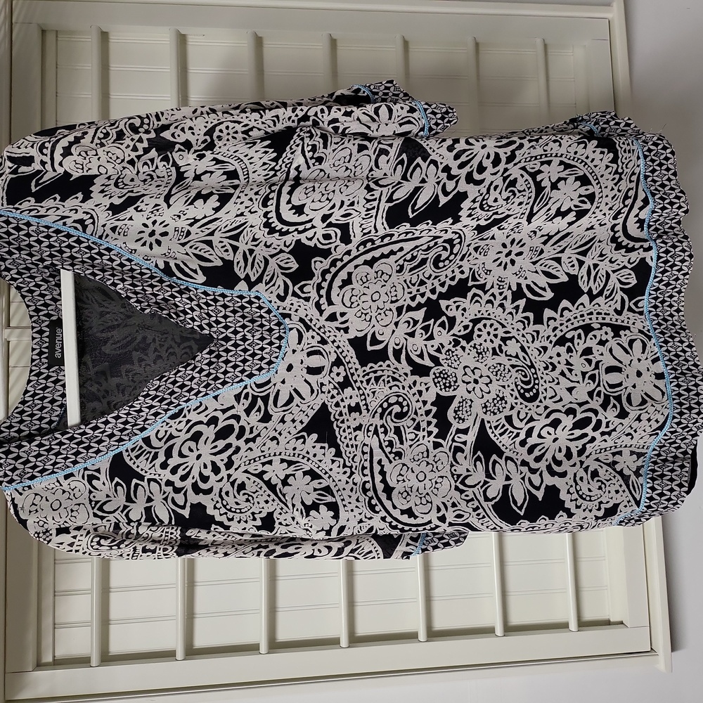 Avenue lined tunic size 14/16